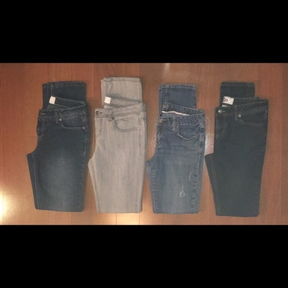 Bundle of 4 Like New Jeans Juniors Size 7